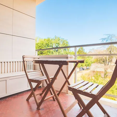 Lumineux Avec Cuisine Séparée - Près De La - Fr-1-821-3 *