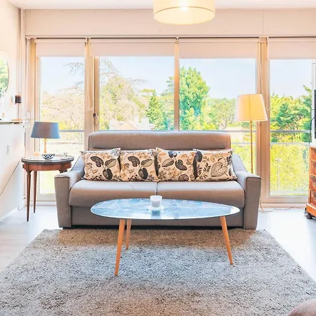 Lumineux Avec Cuisine Séparée - Près De La - Fr-1-821-3 Apartamento